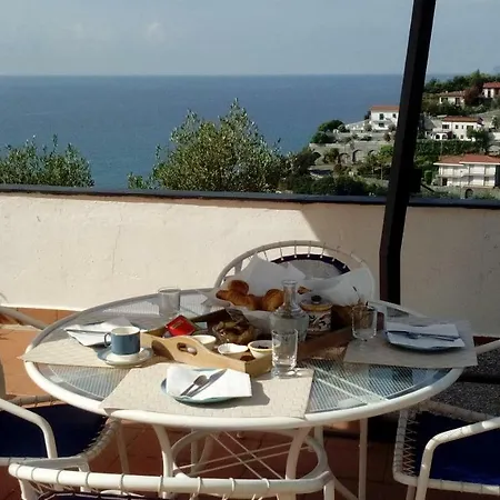 Ghirindoun Celle Ligure