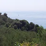Ghirindoun Apartment Celle Ligure
