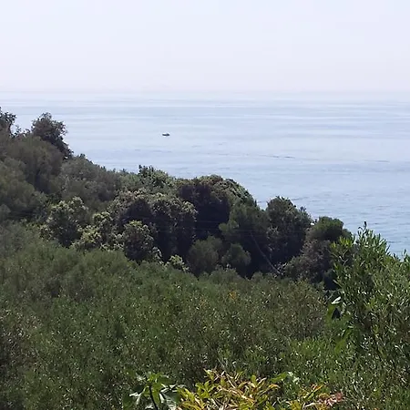 Ghirindoun Apartment Celle Ligure